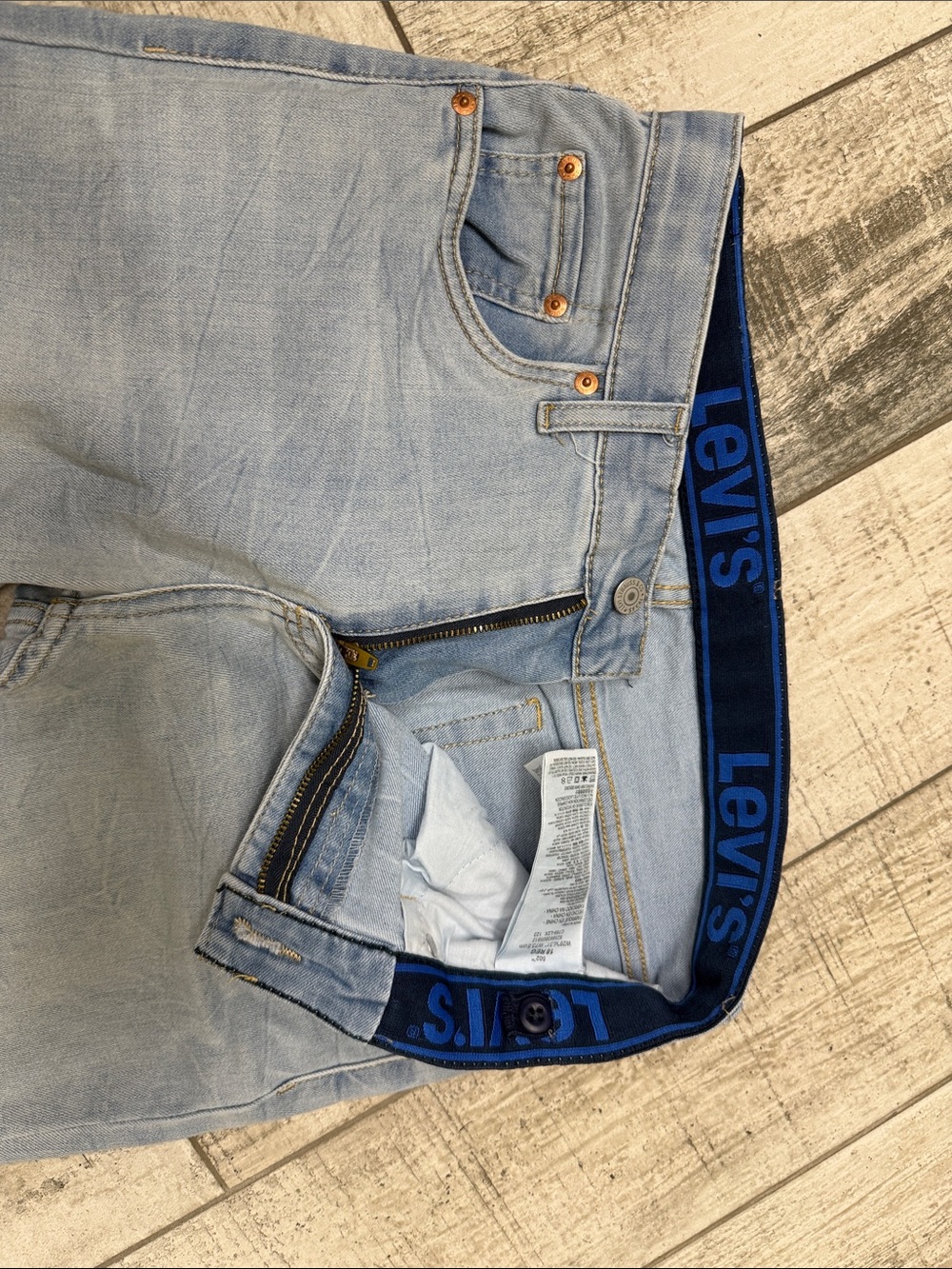 Levi's Light Blue Skinny Men’s Jeans - Picture 2 of 5